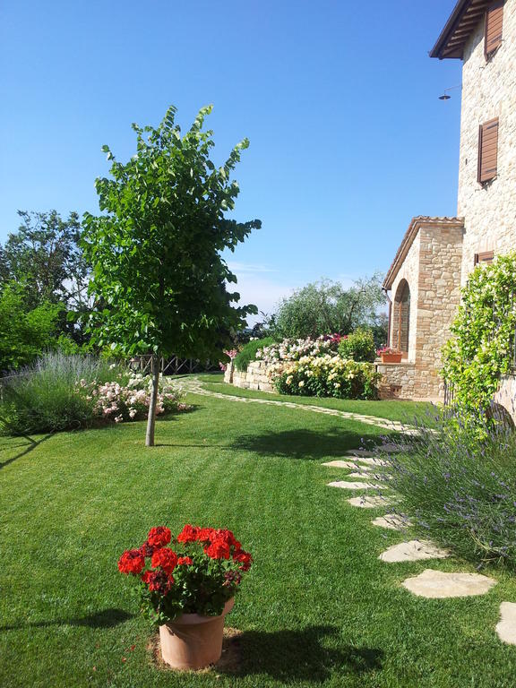 Agriturismo La Torraccia Todi Exterior foto
