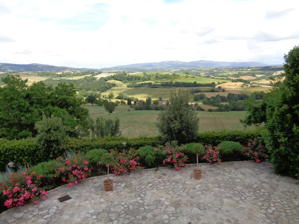 Agriturismo La Torraccia Todi Exterior foto